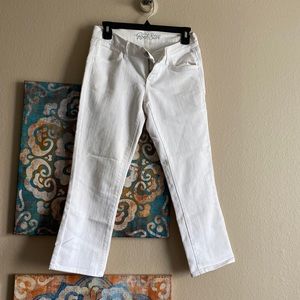 White old navy jean capris